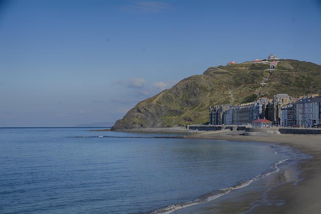 Awel Mor Holiday Apartment Aberystwyth Buitenkant foto